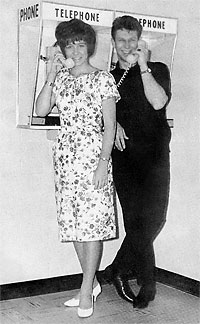 dick and dee dee phonebooth publicity shot